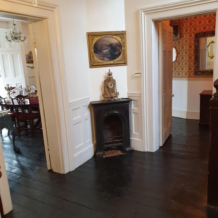 Вилла Country Manor House With Indoor Pool And Hot Tub Рочестер Экстерьер фото